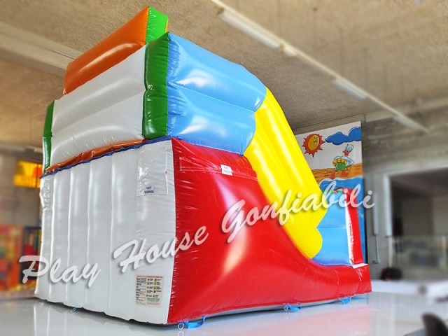 scivolo-gonfiabile-ludoteca-parco-giochi (6)